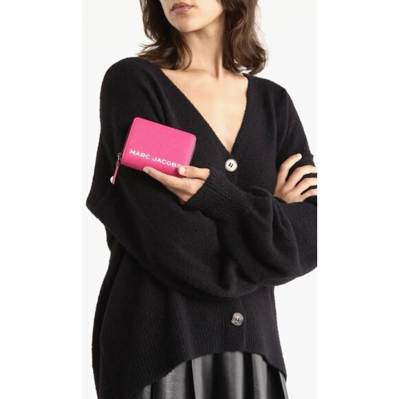 New Marc Jacobs Bold SLG Mini Compact Bifold Wallet Pebble Leather Hot Pink - Picture 6 of 6